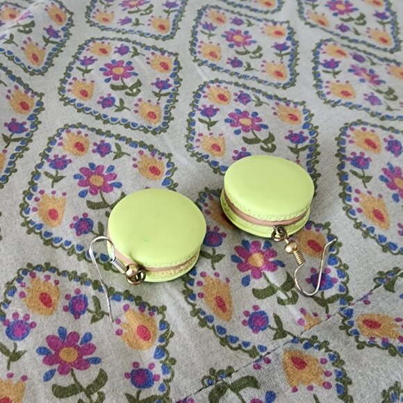 Green Macaron earings - Picture 3 of 4